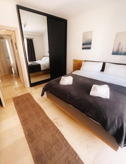 Minimal 3Br Apartment In Athén Kültér fotó