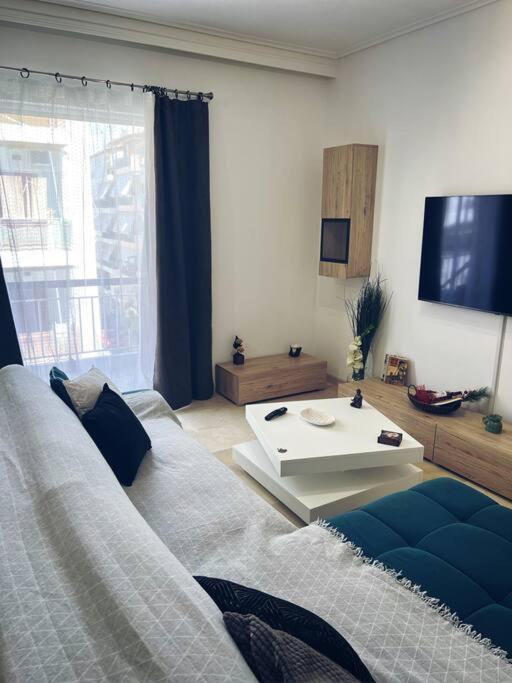 Minimal 3Br Apartment In Athén Kültér fotó